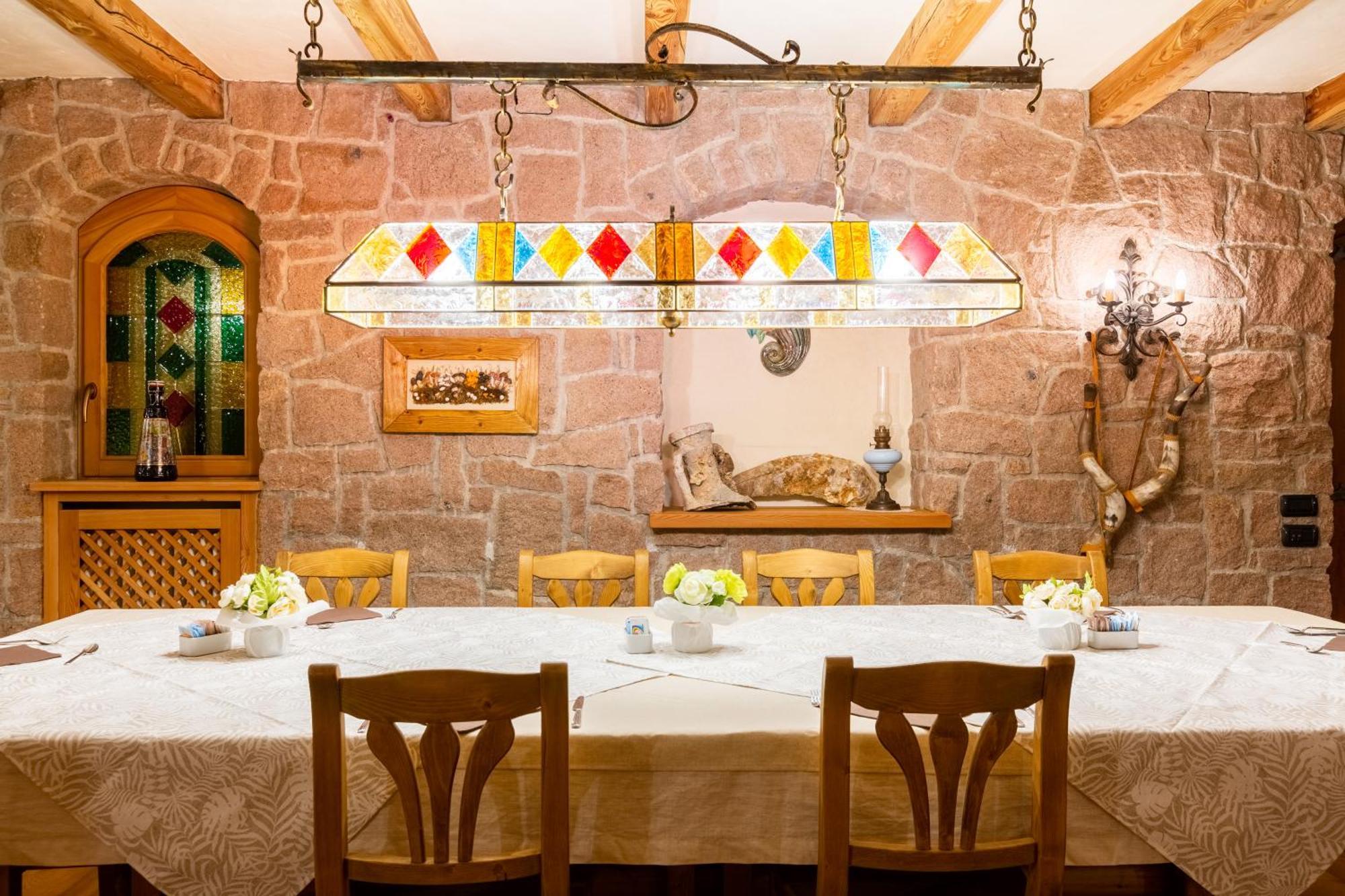 Appartamento Le Colonne - Relais Villa Quercia Tassullo Dış mekan fotoğraf